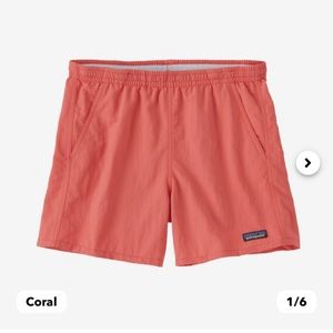 Patagonia 4” women’s shorts. Baggies. Size XL